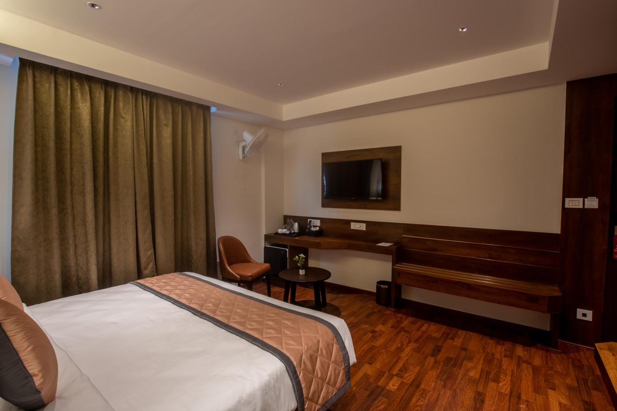 Golden Fortune Inn Hotel Bangalore Exterior foto